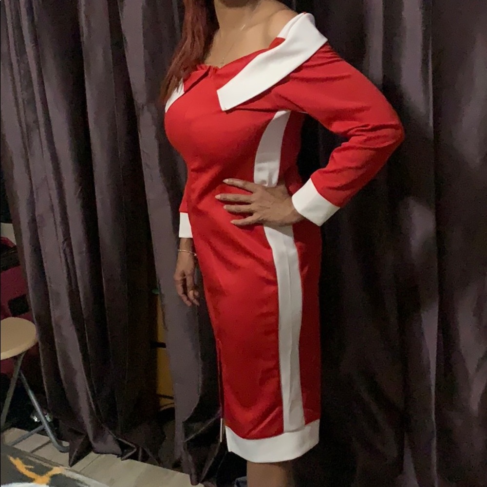 Dress - Picture 3 of 4